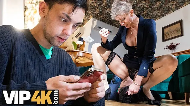 Shame4K: máminá kamarádka si přijde pro mladýho